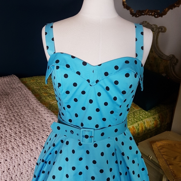 Pinup girl clothing polka dot swing dress - Picture 3 of 9